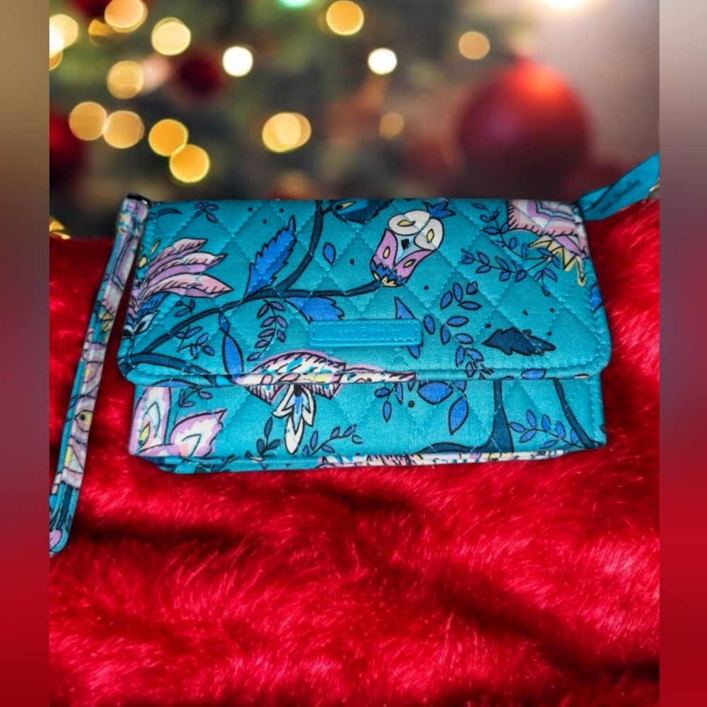 Vera Bradley RFID Smartphone Wristlet - Peacock Garden